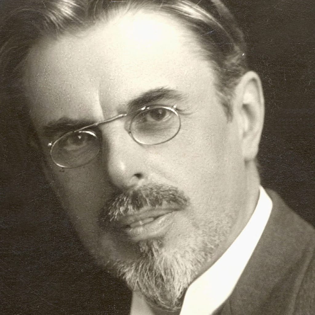 أخونا الذئب