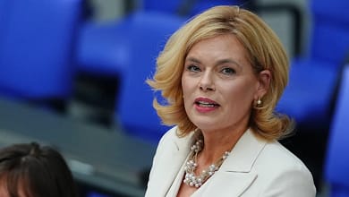 بيت دعارة أوروبا