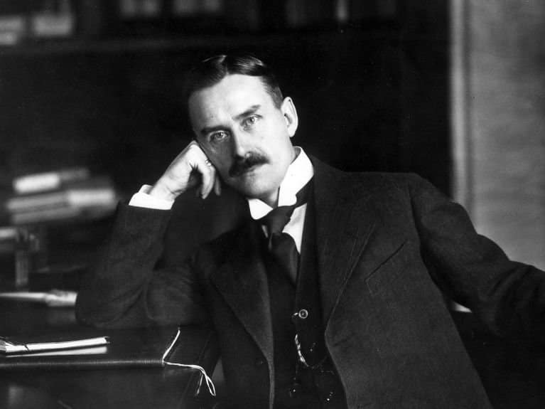 ماريو والساحر