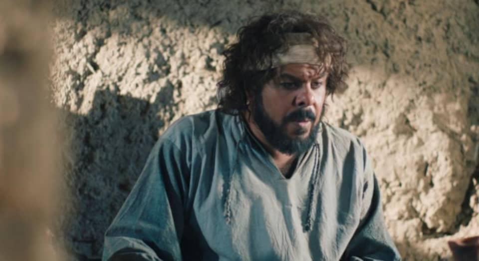 مشهد من مسلسل أبطال الرمال